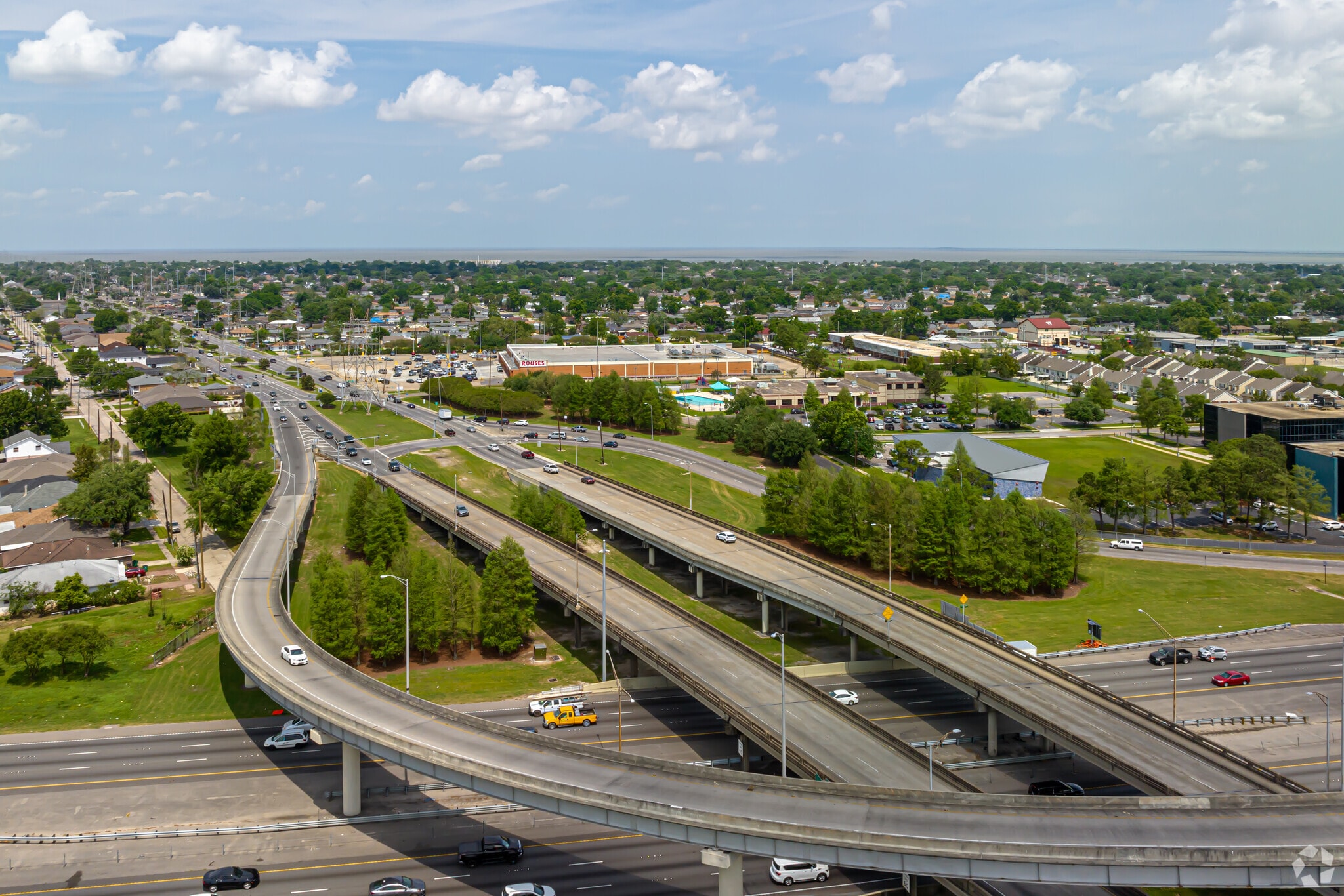 In Metairie, the Bissonet Plaza neighborhood is convieniently located to Power Boulevard and I-10.