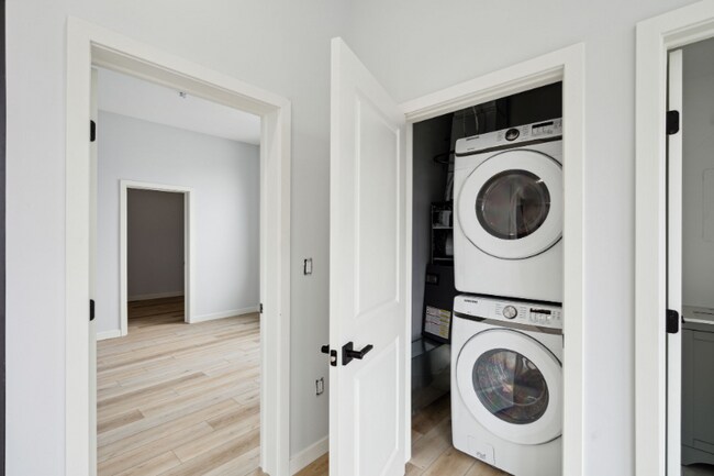 1112 E Berks St unit 306, Philadelphia, PA 19125 - photo 5