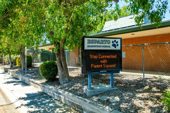 Community events and reading nights anchor Esparto Elementary.