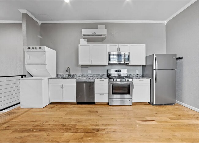 2714 E 15th St unit 4, Tulsa, OK 74104 - photo 3