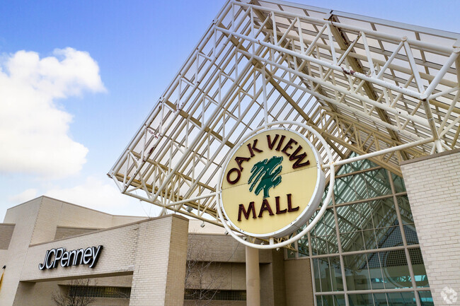 Oak View Mall is one of the largest malls in the greater Omaha area.