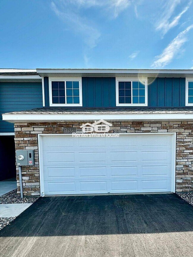 17520 Driscoll Place, Lakeville, MN 55024