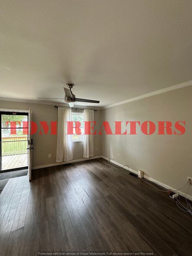 2121 Christner St, Burton, MI 48519 - photo 4