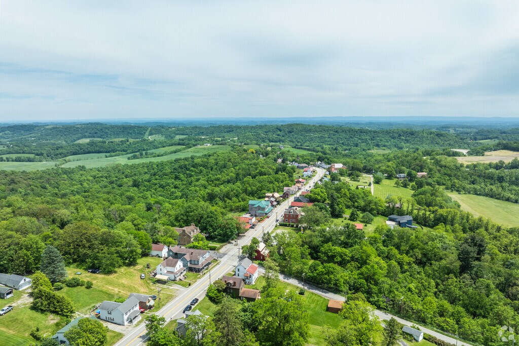 Route 40 was the first federally funded in the U.S. and runs through Scenery Hill.