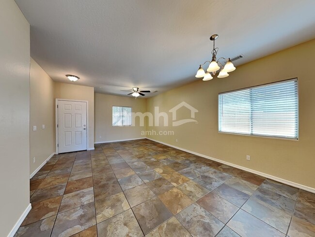 9318 N 186th Ln, Waddell, AZ 85355 - photo 4