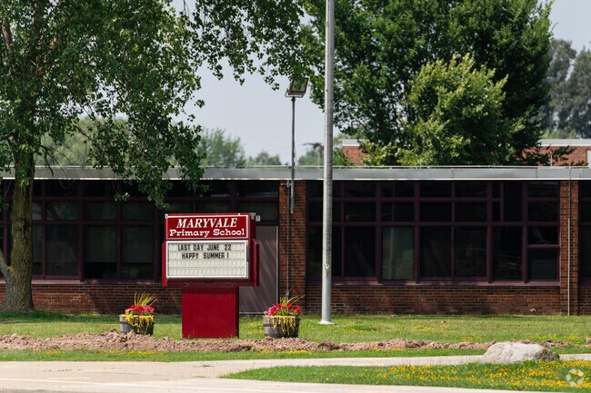 Maryvale Primary school is an elementary school in Maryvale.