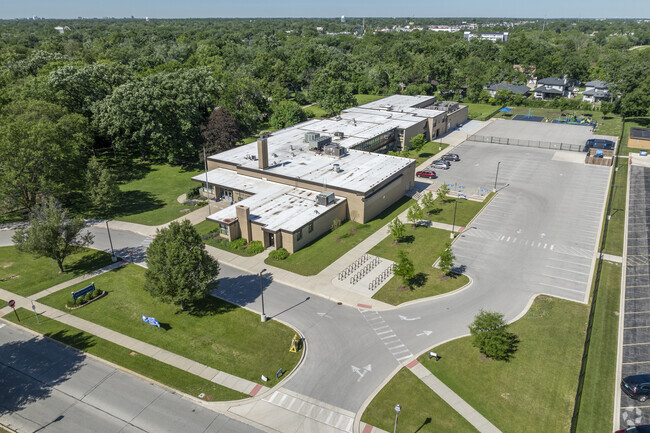 Emerson Elementary School is located conveniently in a residential area.