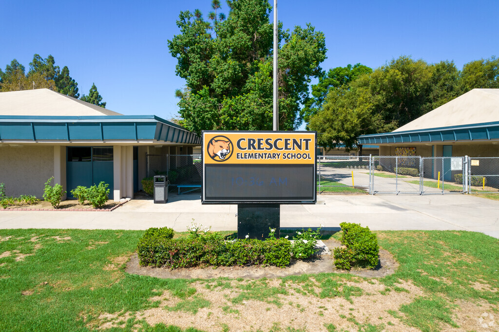 Crescent Elementary School is the home of the Cougars.