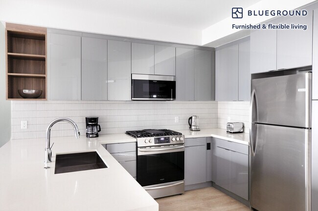 610 Del Sol Dr unit FL6-ID13, San Diego, CA 92108 - photo 5