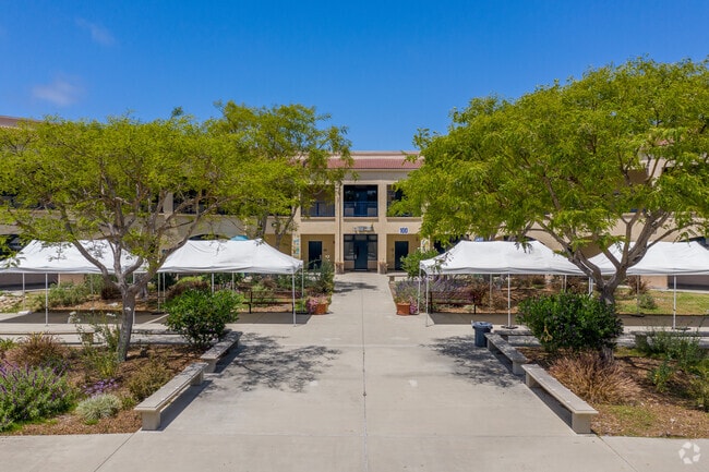 El Camino Creek won the California State Civics Learning Award of Excellence in 2018.