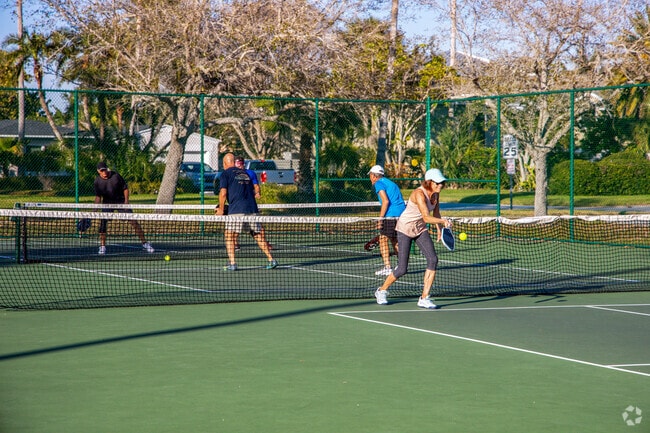 Play some pickle ball with friends on the courts of Harold Radcliffe park in Redington Beach.