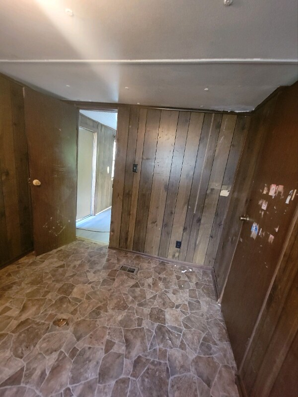 11 Moore St, Waverly, VA 23890 - photo 5