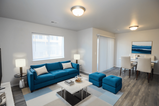 4710 W 71st St, Sioux Falls, SD 57108