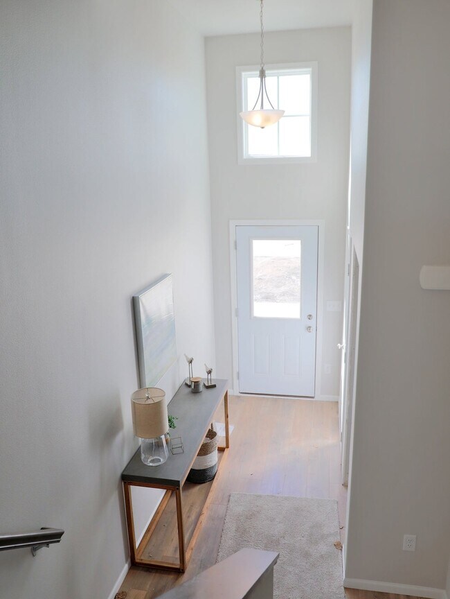 1704 Tobi Ln unit 37505731, Grand Forks, ND 58201 - photo 4