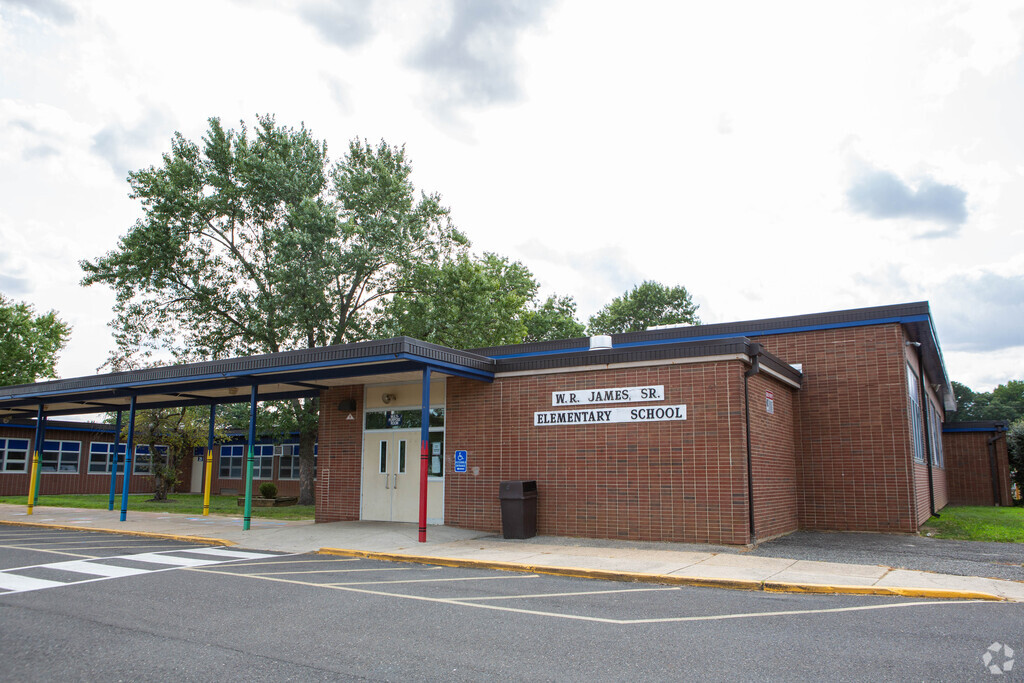 W R James Sr Elementary School