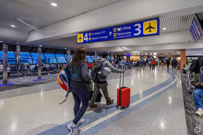 San Francisco Bay Oakland Airport is only 12 miles away from Hayward Highland.