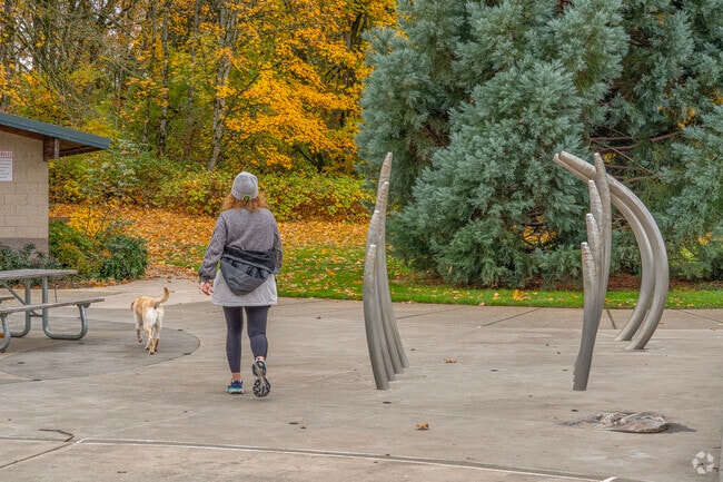 Enjoy a relaxing stroll through Marylhurst Heights Park in West Linn's Marylhurst neighborhood.