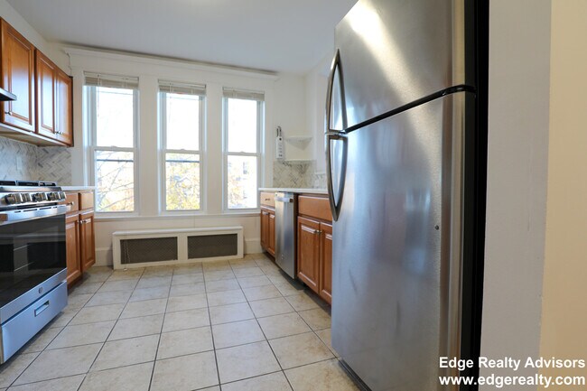 16 South St, Brighton, MA 02135 - photo 3