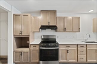 900 Gardner Rd, Austin, TX 78721