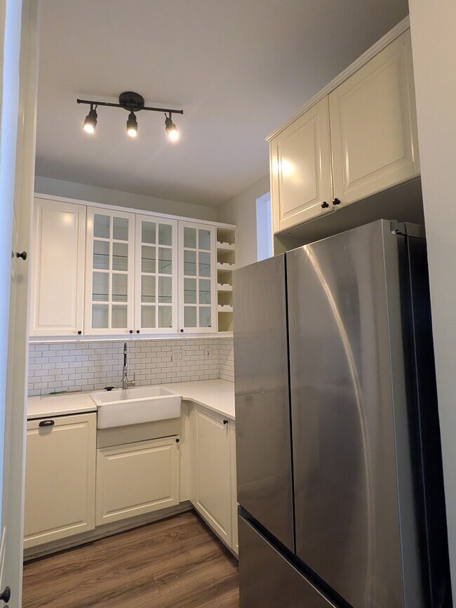 2187 Spring Walk Ct, Atlanta, GA 30341 - photo 4