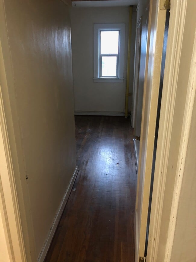 Amherst, Seattle, WA 98102 - photo 6