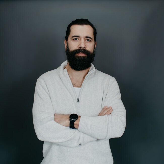 Agent Photo