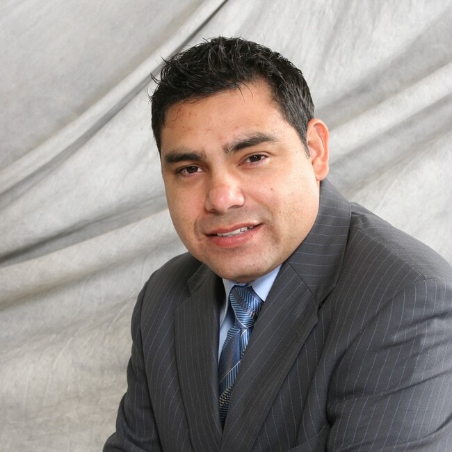 Agent Photo