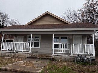 1510 E Hattie St, Fort Worth, TX 76104