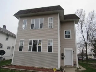 1152 E Maple St, Kankakee, IL 60901