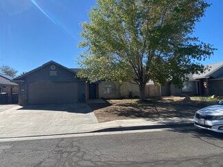 701 Beth Ln, Ridgecrest, CA 93555