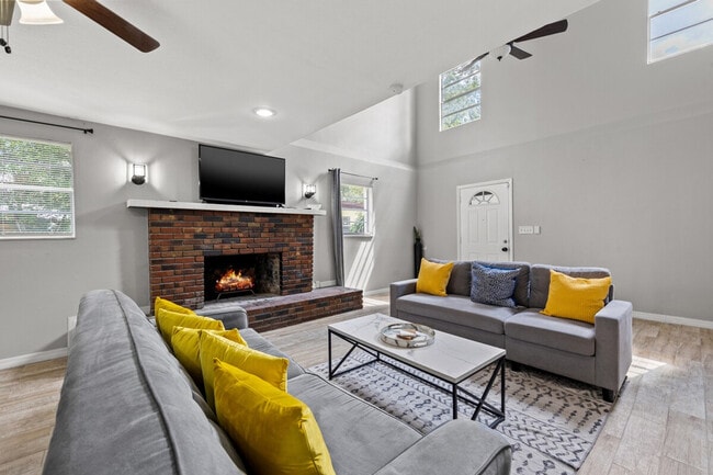 4314 E Henry Ave unit ID1244350P, Tampa, FL 33610 - photo 3