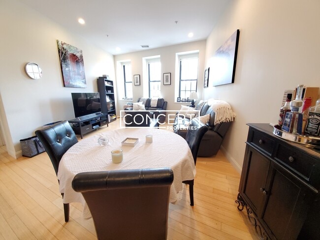 490 Harrison Ave unit 203CP, Boston, MA 02118 - photo 2