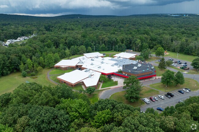 Fairview Elementary serves kindergarten through sixth grade and has a B Niche score.