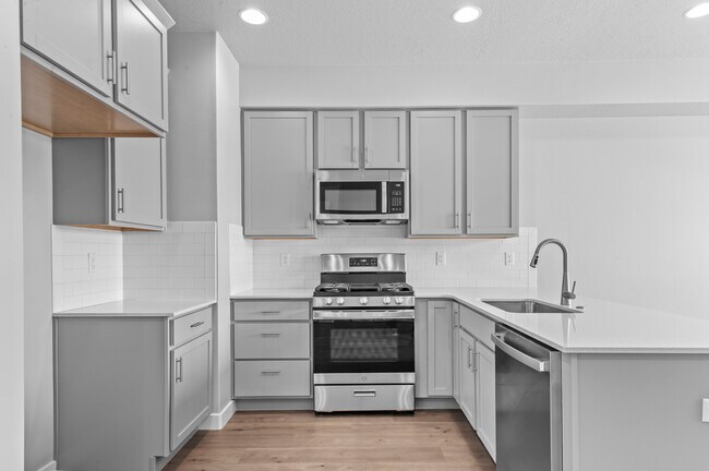 6566 W Raynolds Peak Way, West Jordan, UT 84081 - photo 7