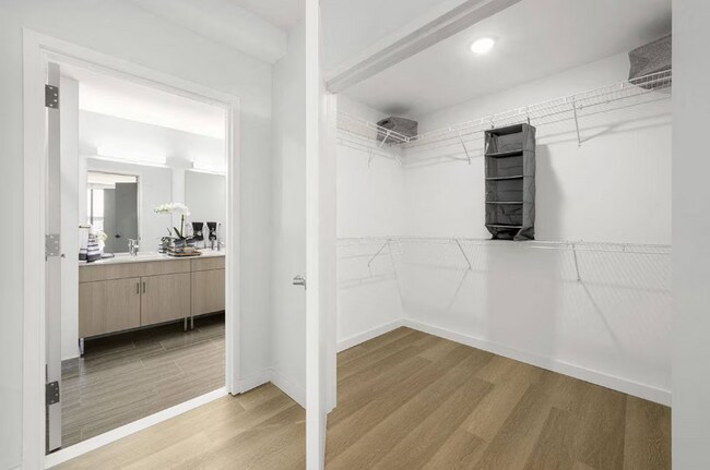 4800 Brianna Ln unit 8T, Secaucus, NJ 07094 - photo 6