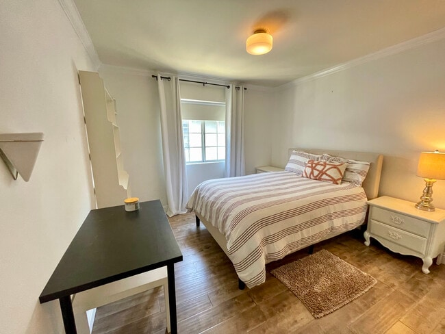 11725 Lemay St unit NoHo Condo, North Hollywood, CA 91606 - photo 5