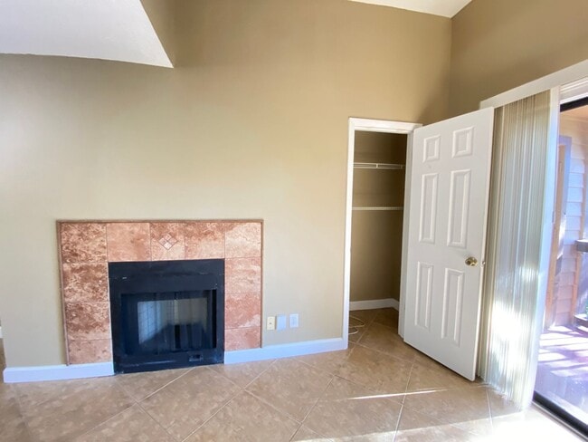 345 Lakepointe Dr, Altamonte Springs, FL 32701 - photo 4