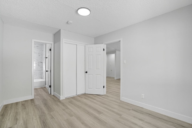 4710 St Elmo Dr unit 4714, Los Angeles, CA 90019 - photo 7