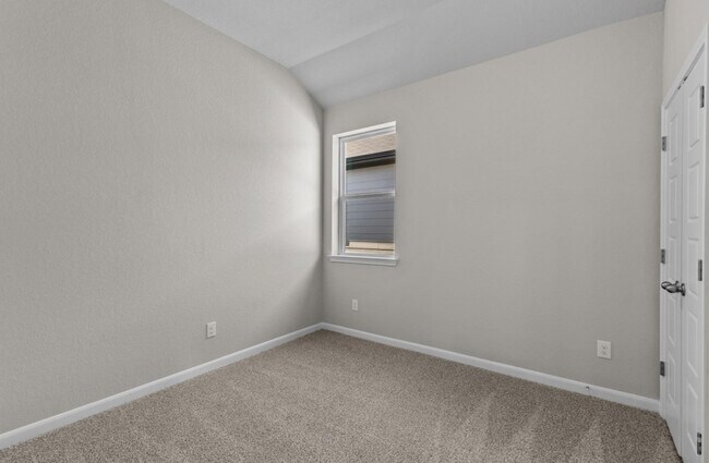 10512 Bricewood Park unit 37072950, San Antonio, TX 78254 - photo 4