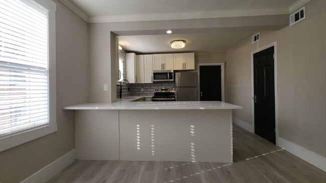 7507 Oxford Dr unit 3rd floor, Saint Louis, MO 63105 - photo 6