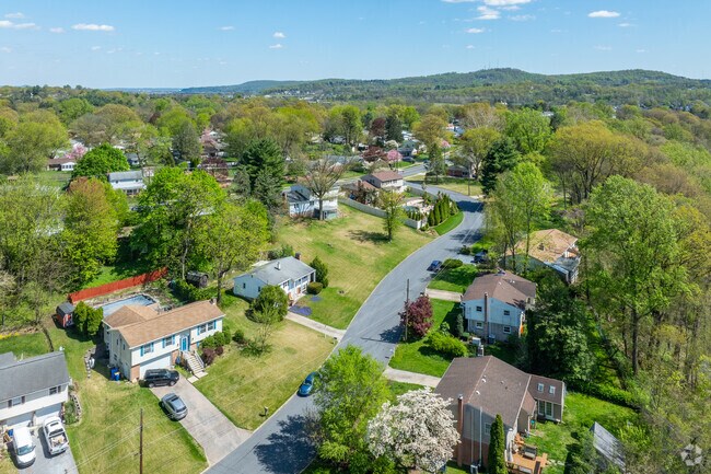 Lower Allen is a quiet neighborhood situated between Harrisburg and the Cumberland Valley.