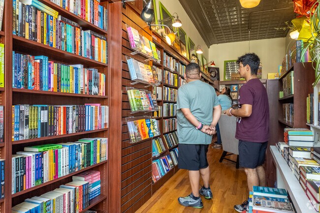 Oak Hill Jackson's bookstores offer a cozy haven for book lovers.