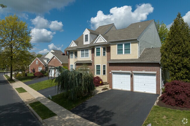 Townhomes are a popular option in the Maple Glen community.