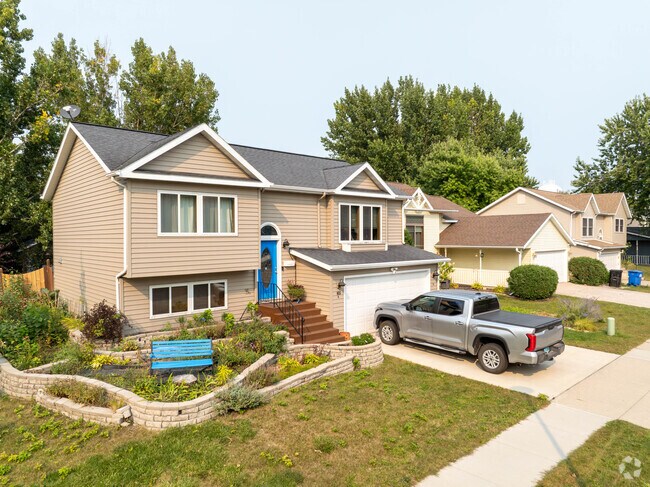 Larger homes come at a premium in Southpointe but offer more yard space.