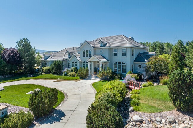 Bartley Ranch residents know how to live in luxury.