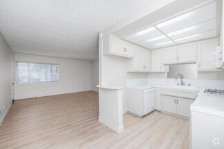 777 Manhattan Beach Blvd, Manhattan Beach, CA 90266