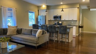 145 Charles St Unit 2F, Montgomery, NY 12549
