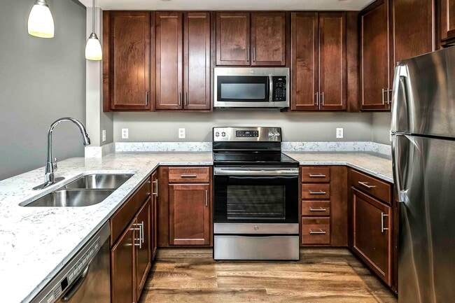 Midtown Crossing Apartments, Omaha, NE 68131 - photo 4