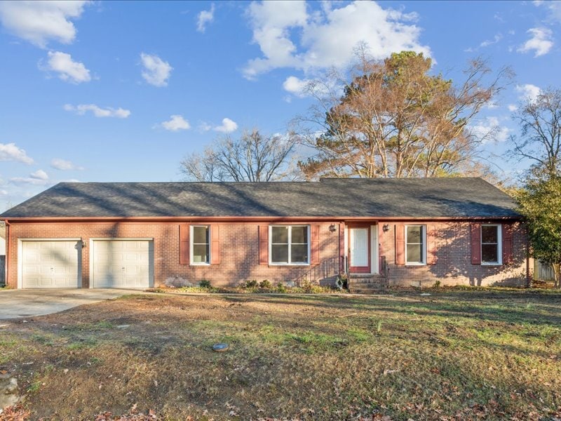 112 Winder Rd, Yorktown, VA 23693 - photo 1