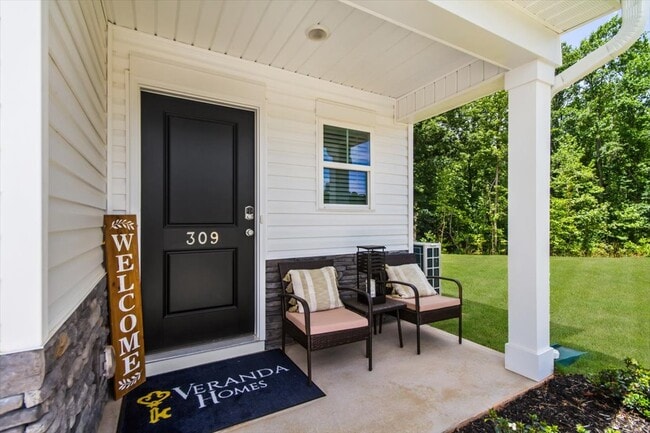 213 Stonyway Ln, Easley, SC 29640 - photo 2